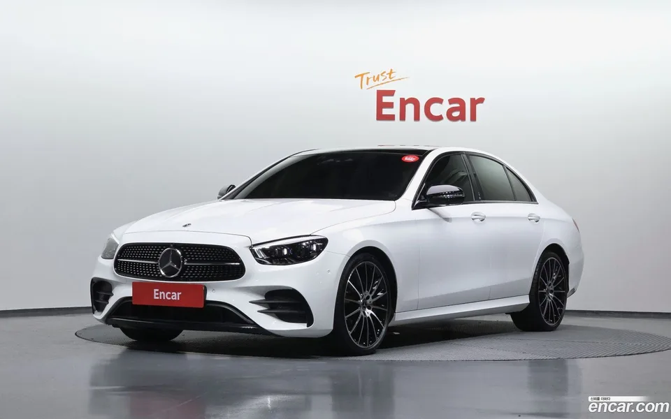 Mercedes-Benz E-Class E350 4MATIC AMG Line 2023 — фото 1, купить с доставкой в Москву