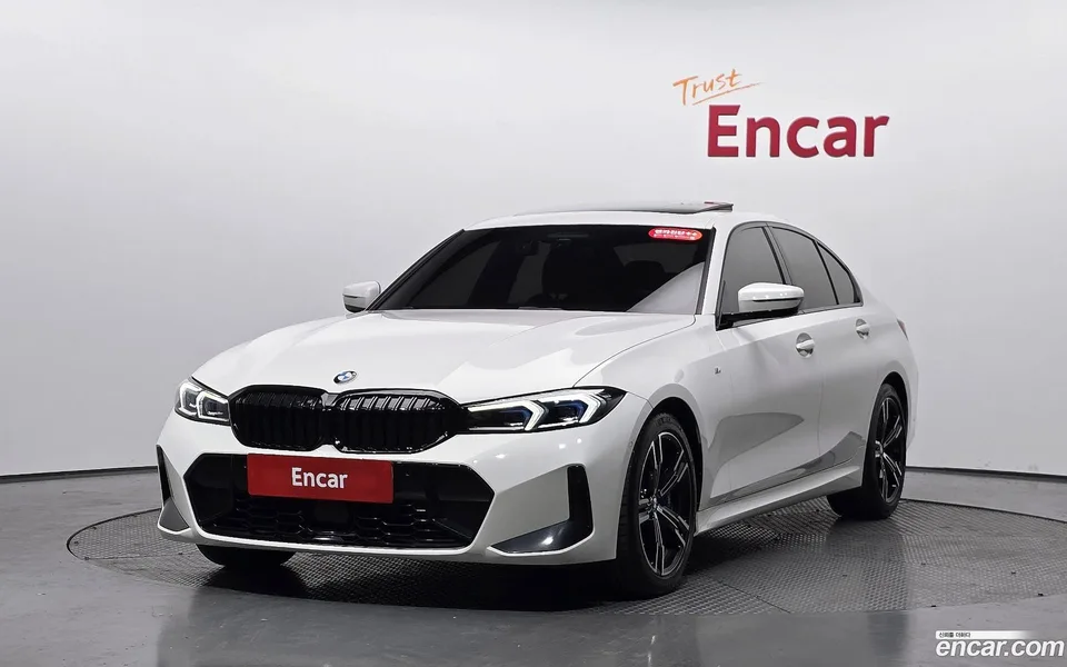 BMW 3 Series 320i M 2023 — фото 1, купить с доставкой в Москву