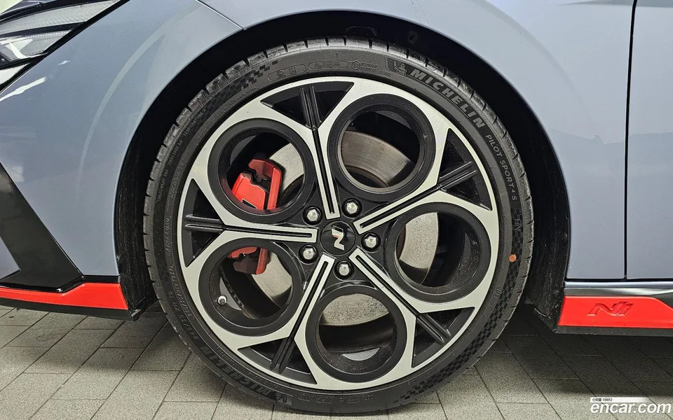 Hyundai Avante CN7 2.0 N 2025 — миниатюра 2