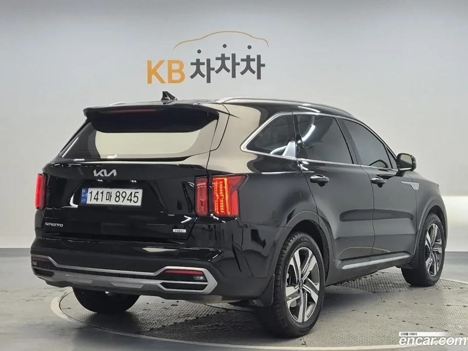 Kia Sorento HEV 1.6 2WD 2023 — миниатюра 3