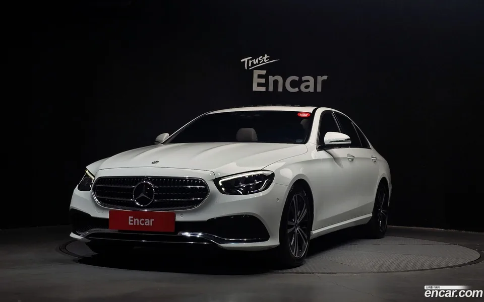 Mercedes-Benz E-Class E250 2022 — фото 1, купить с доставкой в Москву