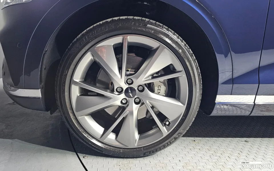Genesis GV70 2.5T AWD 2024 — миниатюра 2