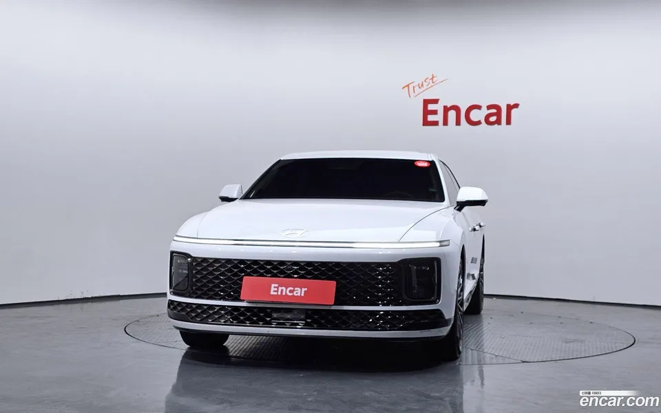 Hyundai Grandeur Hybrid 2024 — миниатюра 3