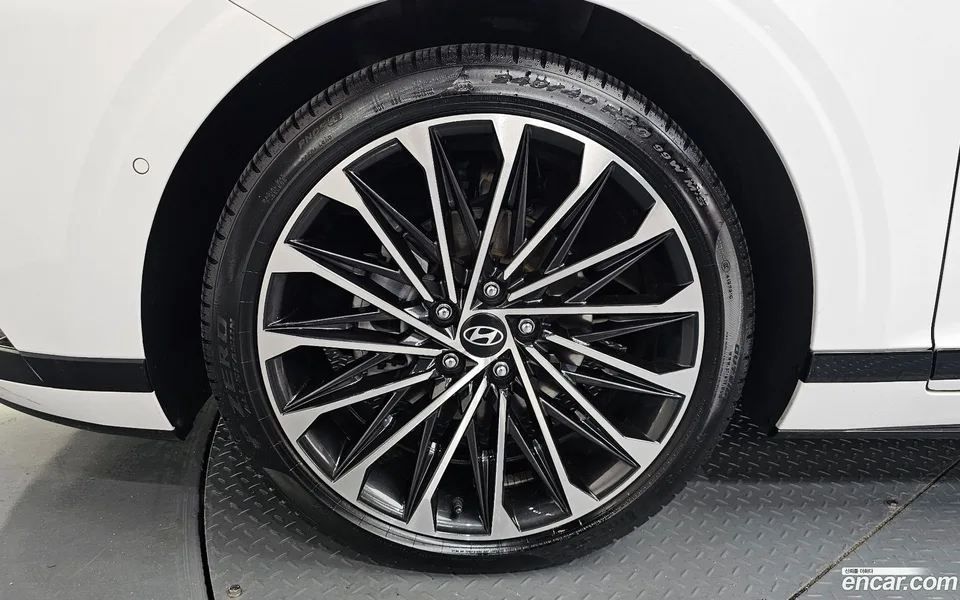 Hyundai Grandeur Hybrid 2024 — миниатюра 5