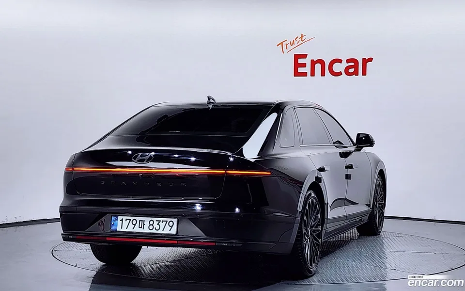 Hyundai Grandeur Hybrid 2024 — фото 1, купить с доставкой в Москву