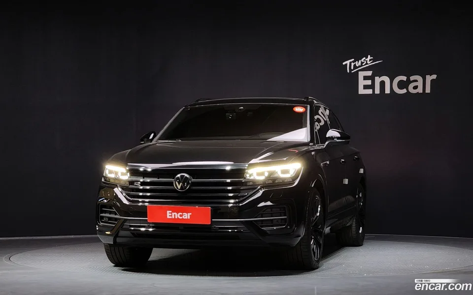 Volkswagen Touareg 3.0 TDI R-Line 2023 — миниатюра 3