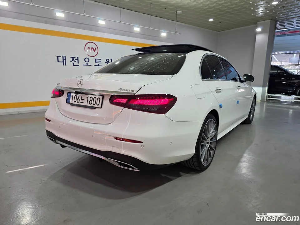 Mercedes-Benz E-Class E350 4MATIC AMG Line 2022 — миниатюра 5
