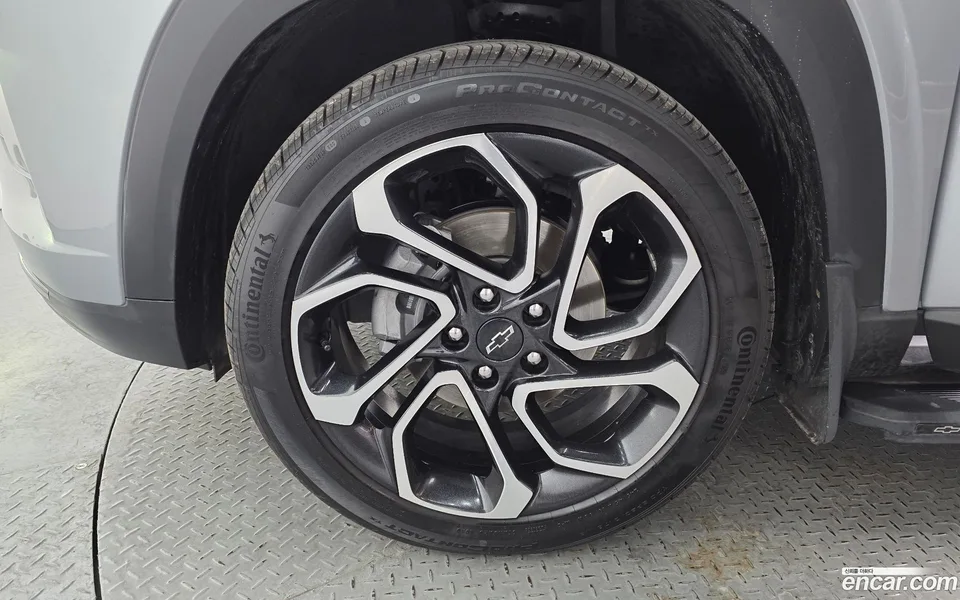 Chevrolet Trax Crossover 1.2 RS 2024 — миниатюра 2