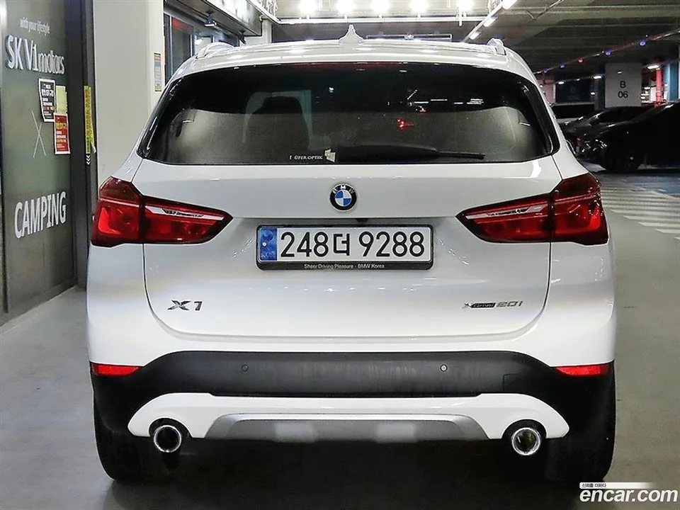BMW X1 xDrive 20i xLine 2022 — миниатюра 2