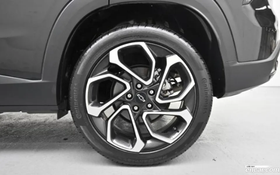 Chevrolet Trax Crossover 1.2 RS 2023 — миниатюра 2