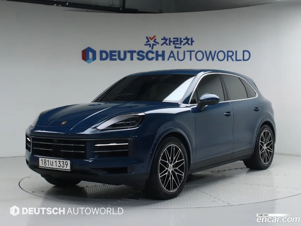 Porsche Cayenne 3.0 2023 — фото 1, купить с доставкой в Москву