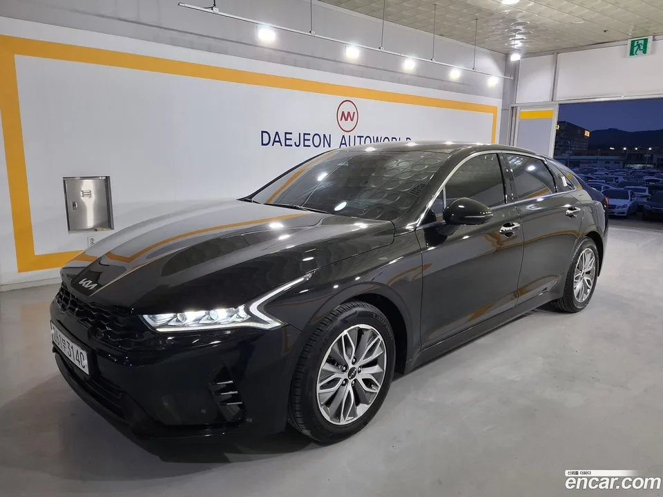 Kia K5 Hybrid 2023 — миниатюра 3
