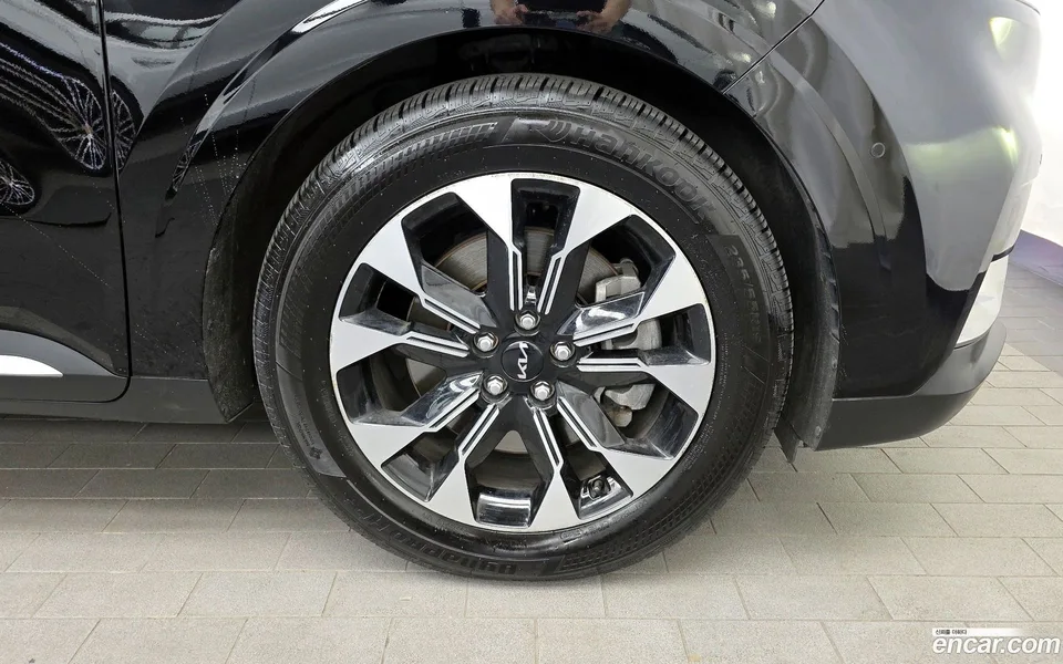 Kia Carnival 9 2022 — миниатюра 2