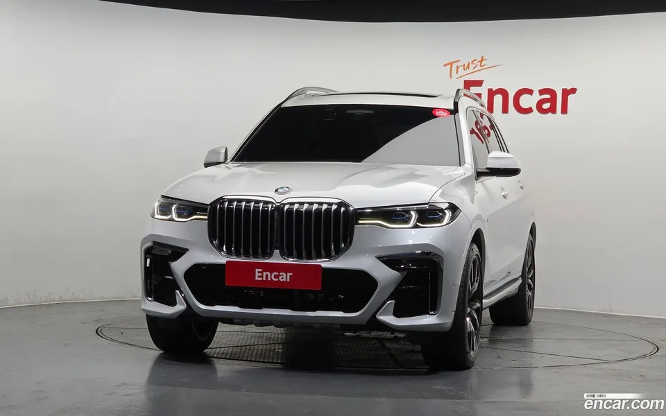 BMW X7 xDrive 40i M 6 2022 — миниатюра 3