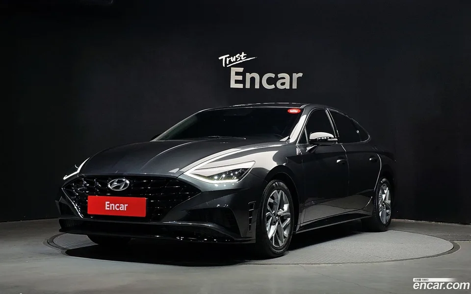 Hyundai Sonata 1.6 2022 — фото 1, купить с доставкой в Москву