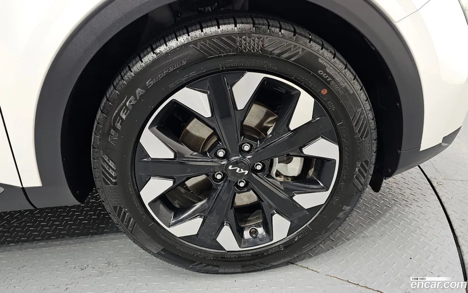 Kia Sportage 1.6 4WD 2023 — миниатюра 2