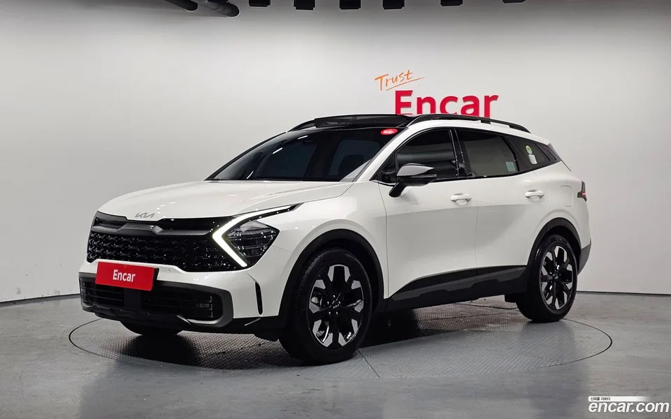 Kia Sportage 1.6 4WD 2023 — фото 1, купить с доставкой в Москву