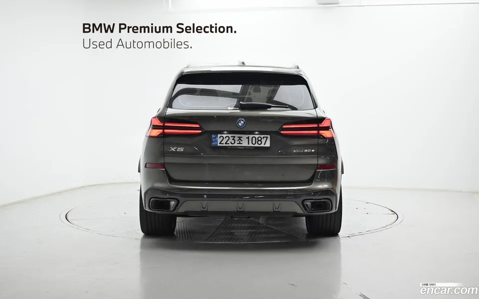 BMW X5 xDrive 50e M 2024 — миниатюра 4