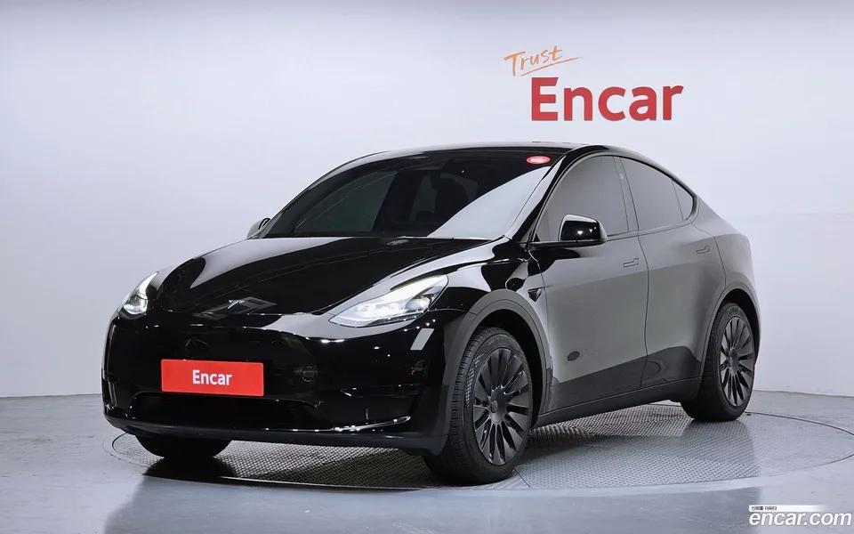Tesla Model Y RWD 2024 — фото 1, купить с доставкой в Москву