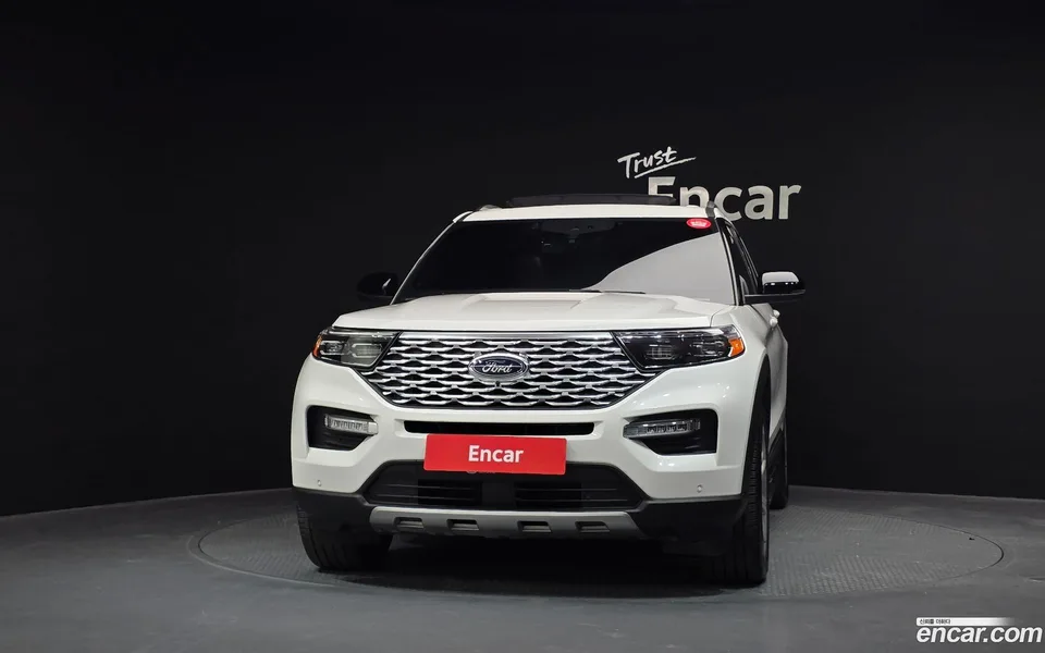 Ford Explorer 3.0 4WD 2022 — миниатюра 3