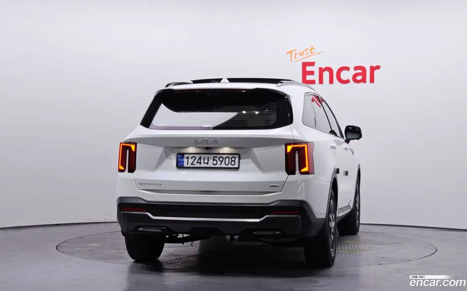 Kia Sorento HEV 1.6 2WD 2023 — миниатюра 4
