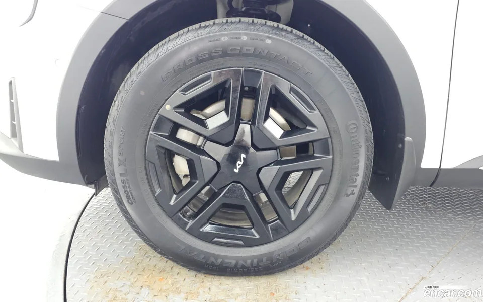 Kia Sorento HEV 1.6 2WD 2023 — миниатюра 5