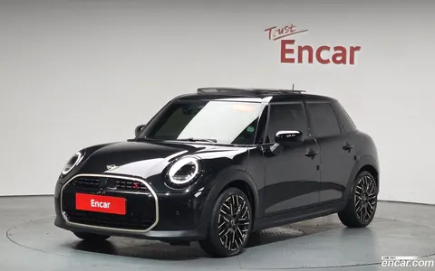 MINI Cooper S 2025 buy in Moscow