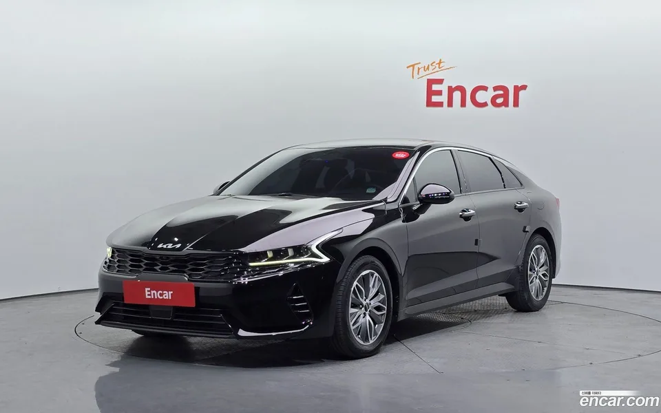 Kia K5 Hybrid 2022 — фото 1, купить с доставкой в Москву