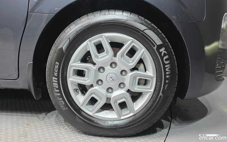 Hyundai Staria 5 2022 — миниатюра 2