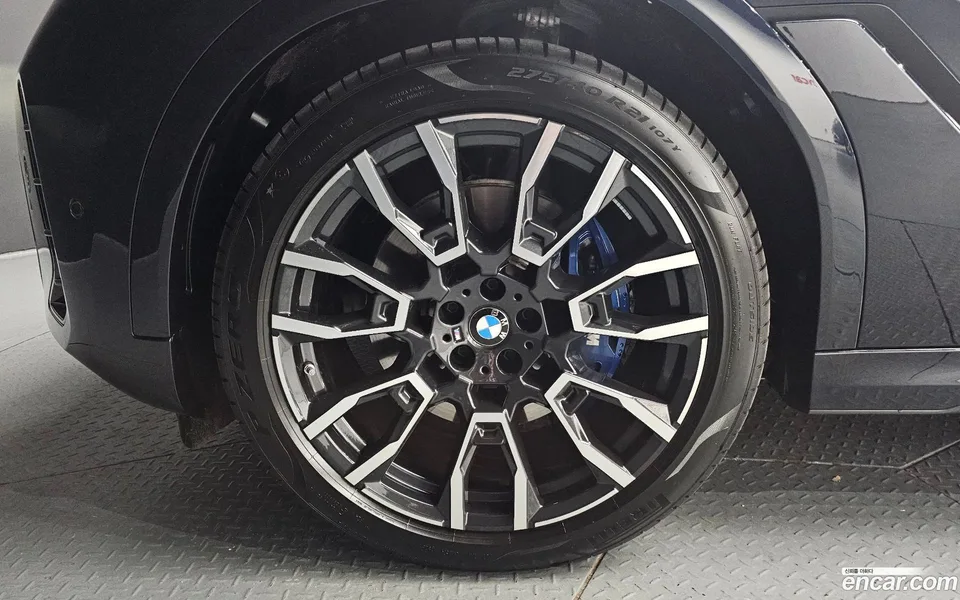 BMW X6 xDrive30d M 2025 — миниатюра 2