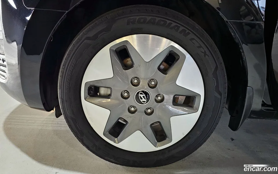 Hyundai Staria 4WD 9 2024 — thumbnail 5