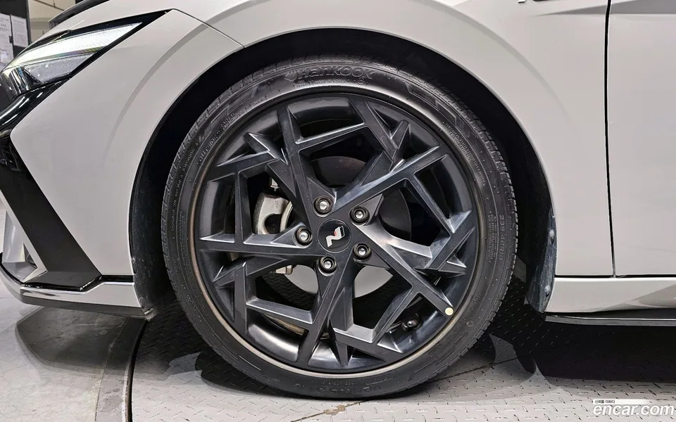 Hyundai Avante CN7 1.6 2024 — миниатюра 2