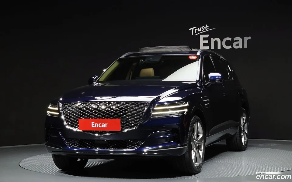 Genesis GV80 2.5T AWD 2023 — фото 1, купить с доставкой в Москву
