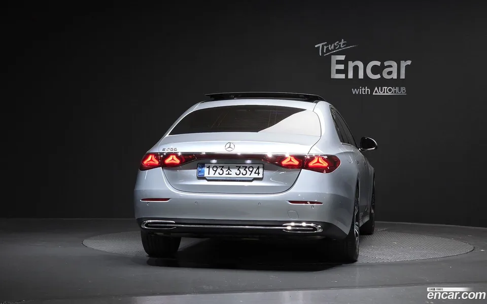 Mercedes-Benz E-Class E200 2024 — миниатюра 4