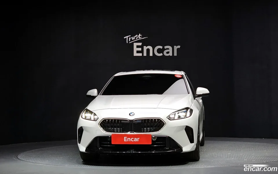 BMW 1 Series 120 M 2025 — миниатюра 3