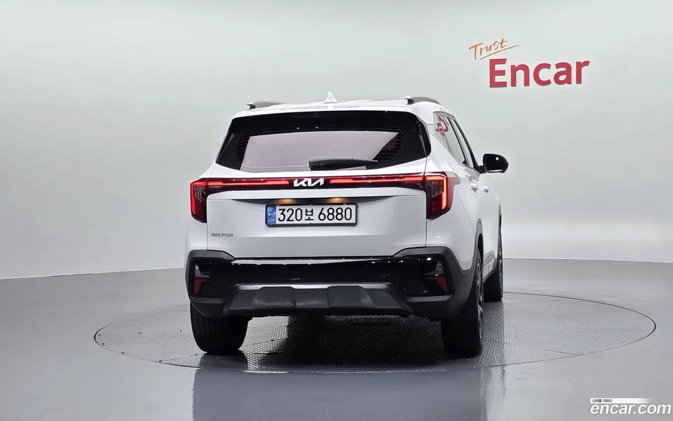 Kia Seltos 1.6 2WD 2023 — thumbnail 4