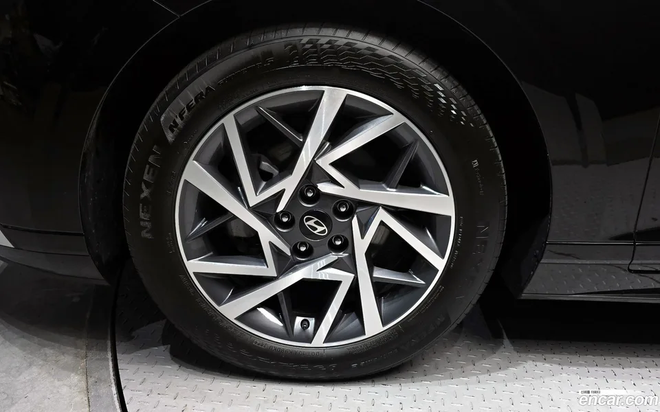 Hyundai Grandeur Hybrid 2024 — миниатюра 2