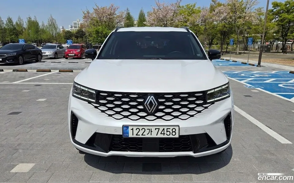 Renault Samsung Grand Koleos 1.5 E-TECH 2WD 2024 — миниатюра 4