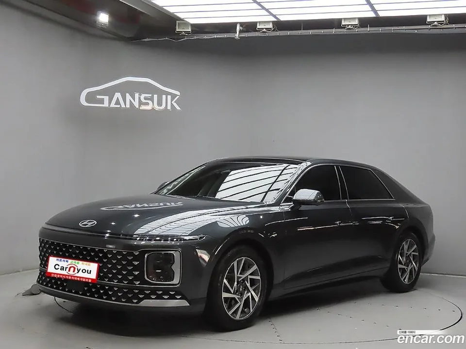 Hyundai Grandeur 2.5 2WD 2023 — фото 1, купить с доставкой в Москву