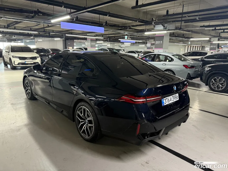 BMW 5 Series 523d M 2026 — миниатюра 4