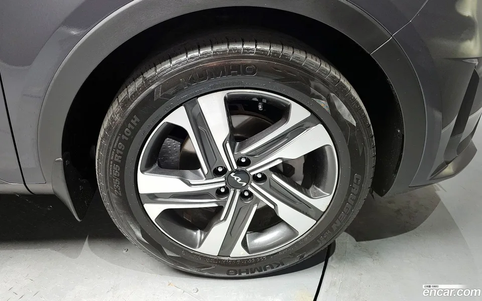 Kia Sorento HEV 1.6 2WD 2022 — миниатюра 2