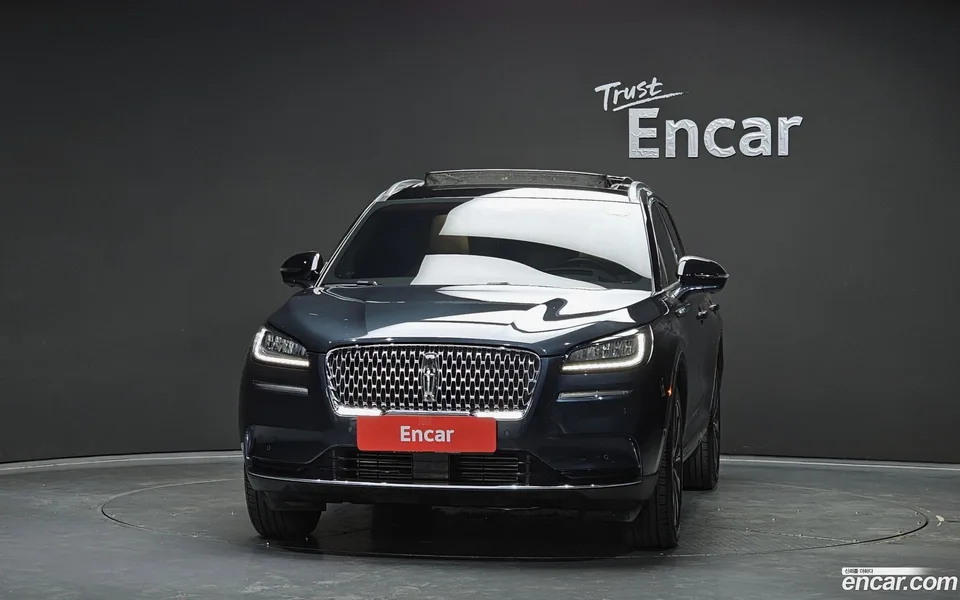 Lincoln Corsair 2.0 AWD 2022 — миниатюра 3