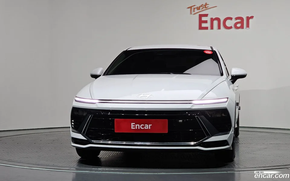 Hyundai Sonata The Edge Hybrid 2025 — миниатюра 3