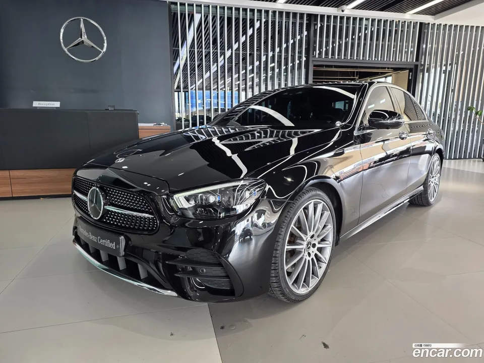 Mercedes-Benz E-Class 2022