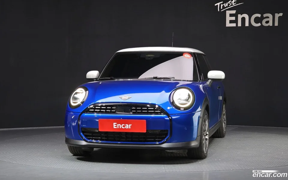 MINI Cooper C 2024 — миниатюра 3