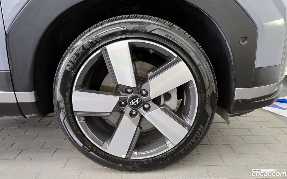Hyundai SantaFe 2.5T 2WD 2024 — миниатюра 2