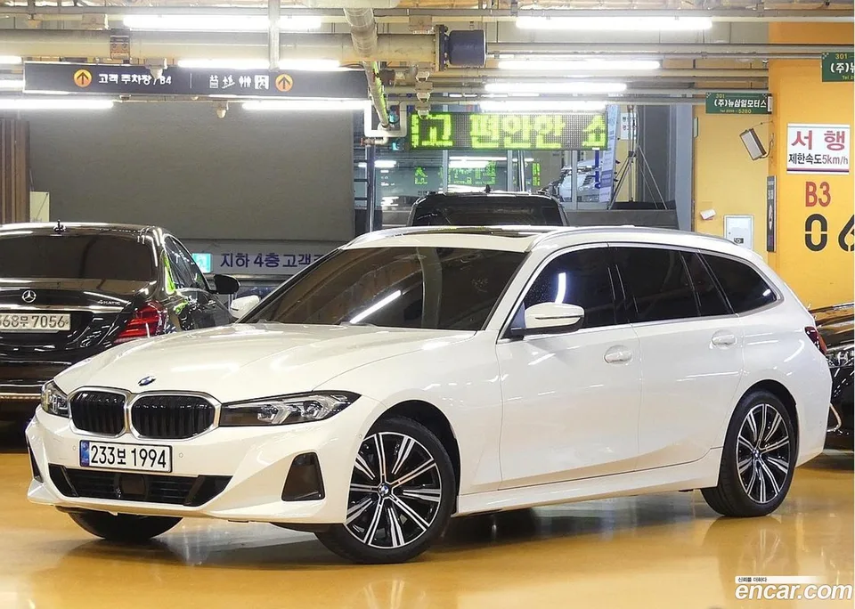 BMW 3 Series 320d 2025 — фото 1, купить с доставкой в Москву