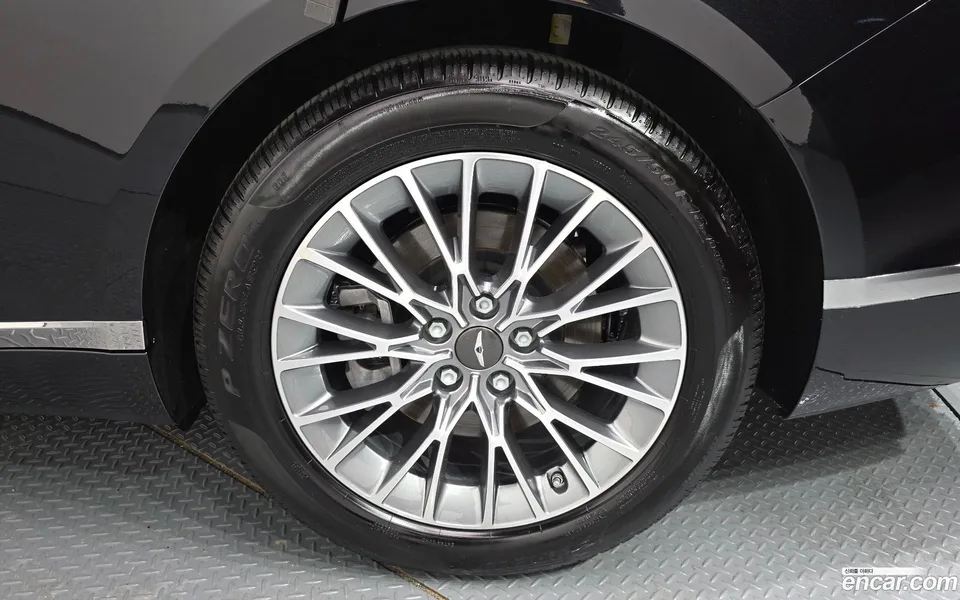 Genesis G80 2.5 2WD 2023 — миниатюра 5