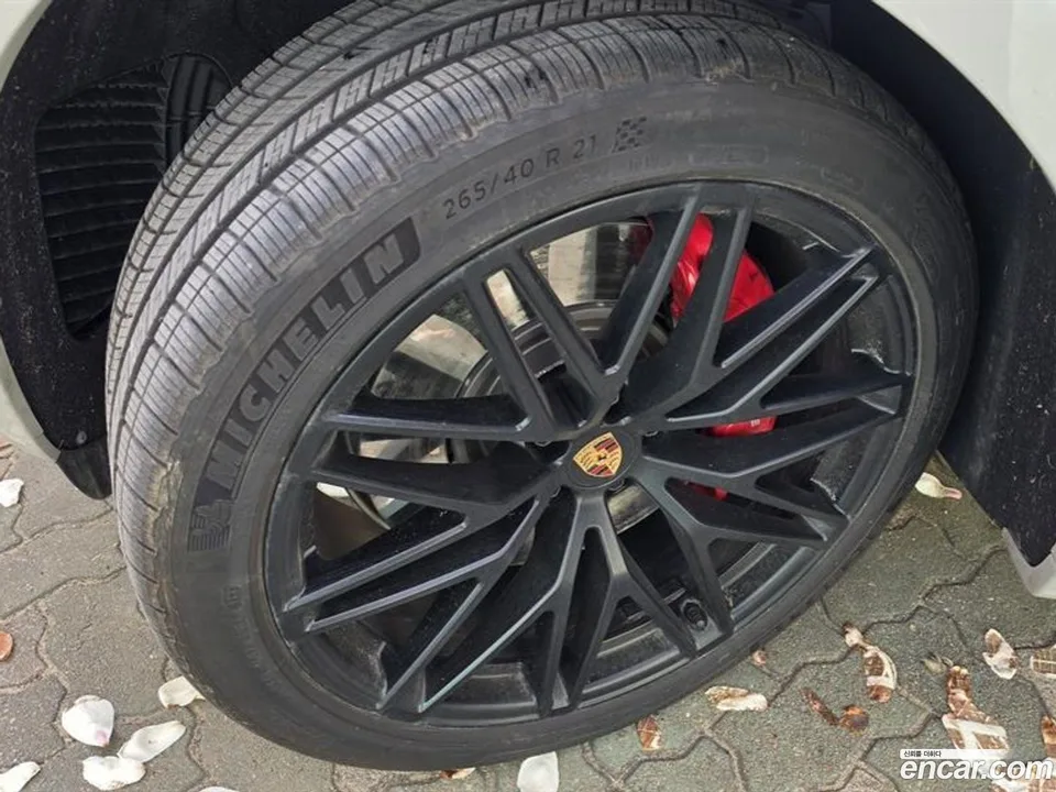 Porsche Macan 2.9 GTS 2023 — миниатюра 5