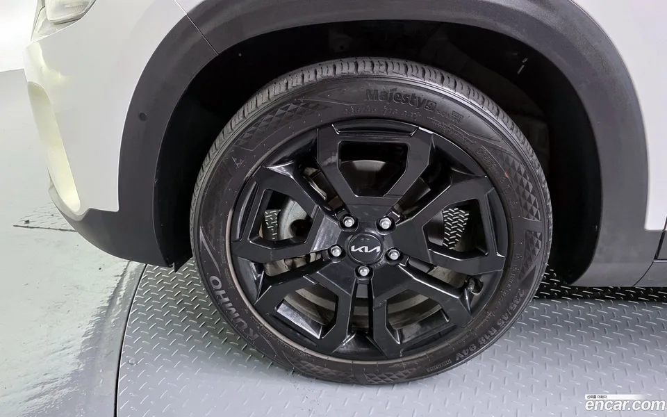 Kia Seltos 1.6 2WD 2022 — миниатюра 2